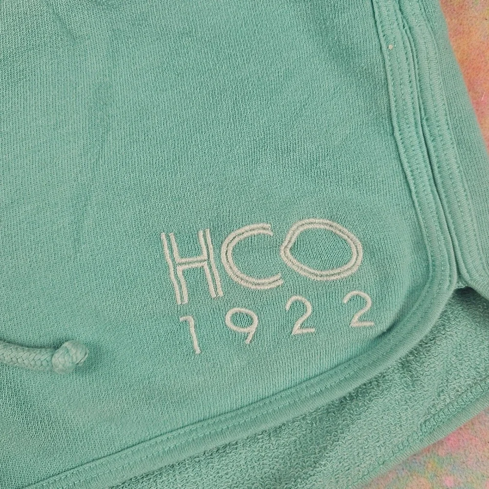 Hollister HCO 1922 Turquoise Blue Sweat Shorts Drawstring Waist Loungewear - Picture 2 of 7
